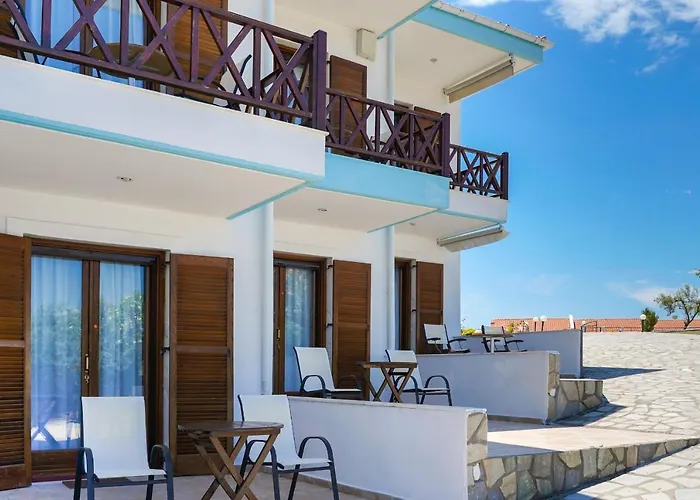 Hotel Pansion Limanaki *